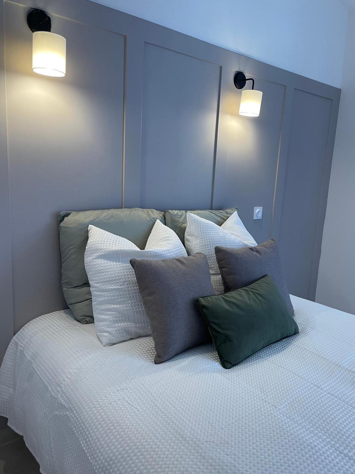 Duplex Raffine, Elegant & Climatise - La Mezz Apartment Nimes Exterior photo
